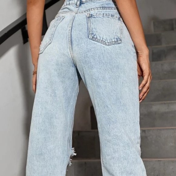High Waist Ripped Straight Jeans - Size M (6) - Picture 3 of 4